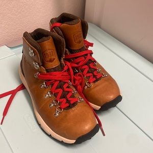 Women’s Danner boots